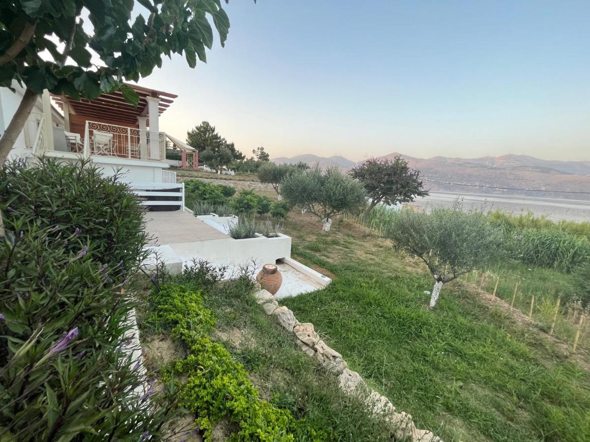 Apollonides Seafront Villa 2 Melete Lixouri Exterior foto